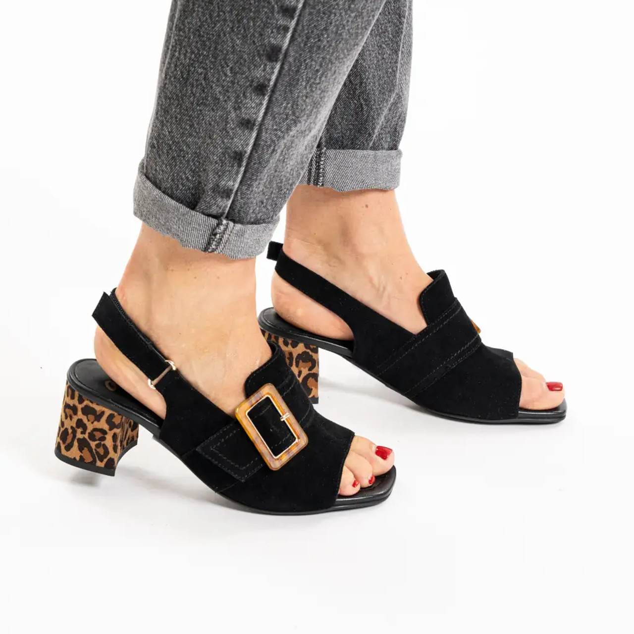 Ara-Brighton-12-20508-01H-Black-Suede-Block-Heel-Sandal-a-newshoes-ie__70531