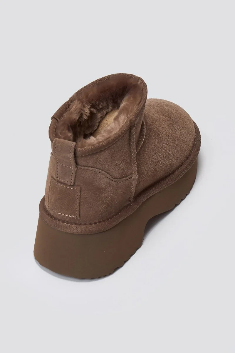 kelara-fur-lined-ankle-boots-taupe-suede-kelara-thefashionprojectgr-6497108